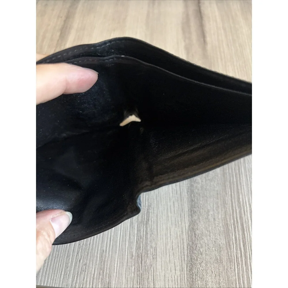 TUMI Black Leather Double Billfold Wallet with 6 Card Pockets
